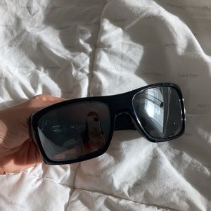 Oakley Polarized Turbine Sunglasses - Black